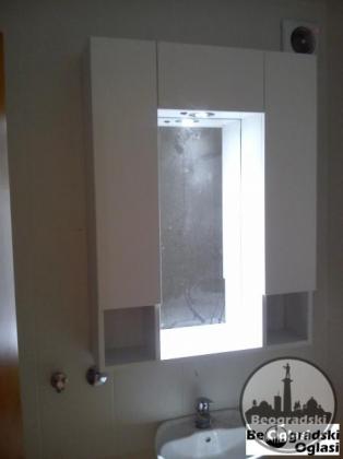 Kupatilski viseci deo sa troja vrata+LED svetlo+ogledalo/70x100x17(NOVO)