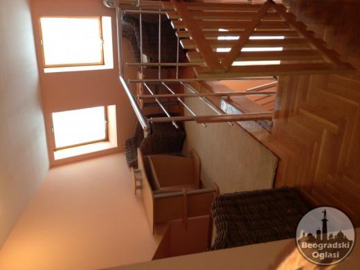 Izdaje se duplex,nov,namesten,povoljno