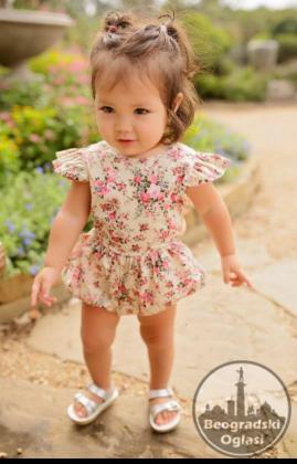 Prelep Kombinezon za mali devojcice. novo!