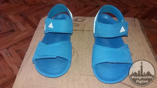 Original Adidas decije sandale 33