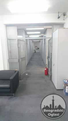 398m² 2.500€ Beograd, Novi Beograd