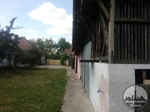Prodajem kucu 150kv (Torak Zitiste )