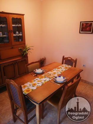 Dvosoban stan, 60m2 na prodaju