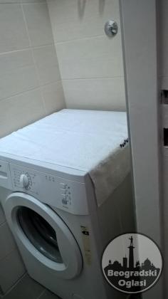 TROSOBAN NAMESTEN STAN ( VRACAR) BG