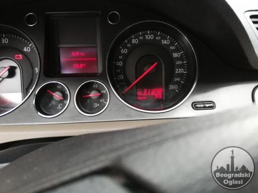 Passat b6 1.9TDI 2007 god.registrovan do 12.21.