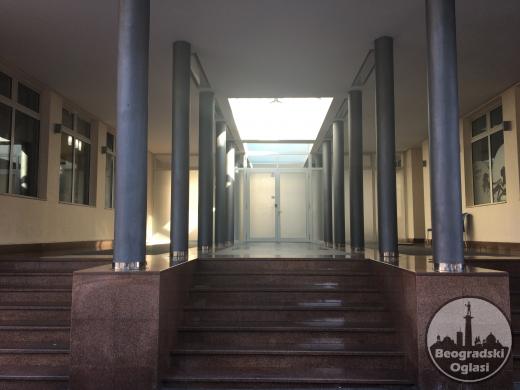 Lokal Vuokv spomenik, LUX