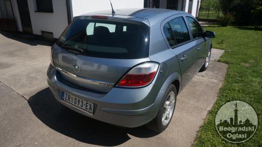 Opel Astra H