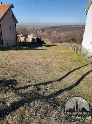 Gradjevinski plac u Maloj Moštanici