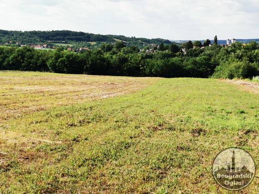 Prelep Plac u Vrcinu (Avala) Beograd