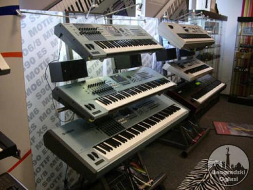 Otkup Kalvijatura i aranzera Korg Yamaha Roland