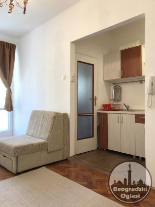 VLASNIK IZDAJE STAN, 26m2, centar Beograda, Kn Ljubice, Stari Grad