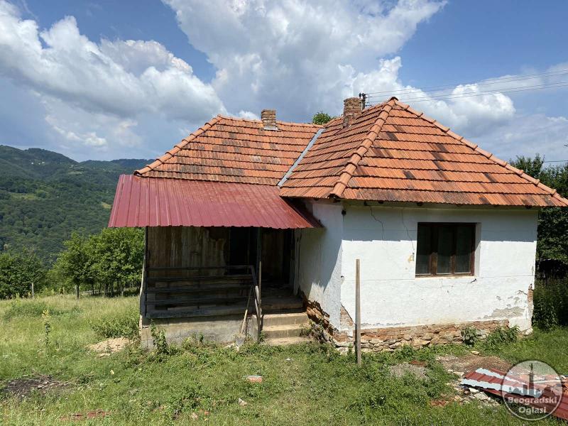Kuća u blizini Požege i oko dva hektara zemlje Prodaja Nekretnina Beogradski Oglasi