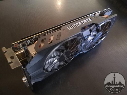 R9 390 8GB 512b