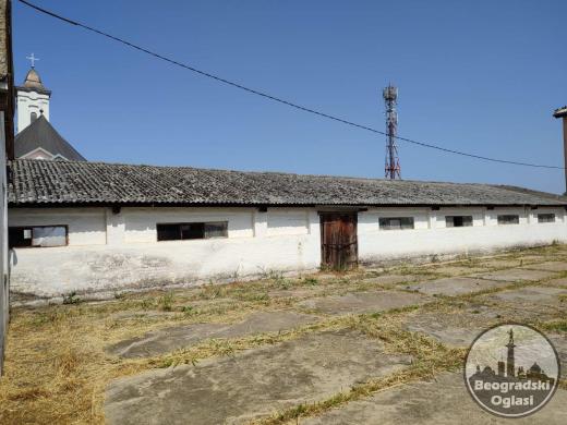 Na prodaju stari mlin, vaga i građevinsko zemljište, Deč