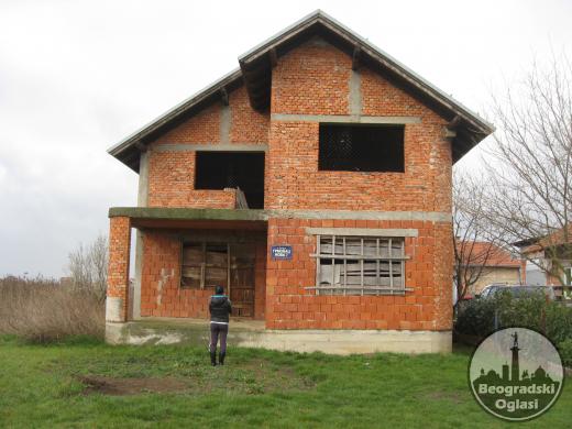 Kuća, 223m2, Ugrinovci-Grmovac
