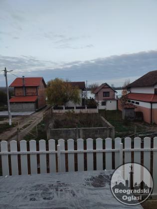 Vikendica na Orescu put Beograd-Smederevo