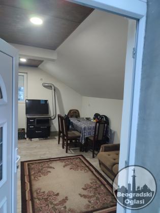 Vikendica na Orescu put Beograd-Smederevo