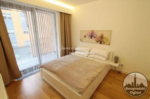 Izdavanje stanova West 65-Dvosoban lux stan, garaza