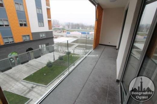 Izdavanje stanova West 65-Dvosoban lux stan, garaza