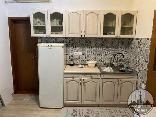 PRODAJEM KUĆU U SREMSKIM KARLOVCIMA