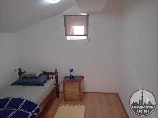 Stan 1.5 , 45m², Stara Karaburma, Bogoslovija, odmah useljiv!