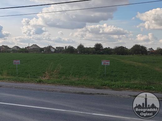 Plac - odlična lokacija - put Dobanovci Batajnica