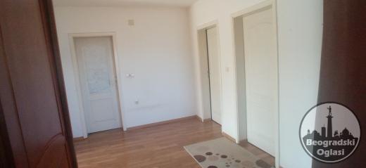 Kuća 100m2, Grmovac