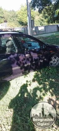 Na prodaju Ford fokus 1.8 tdci, 2003.god.