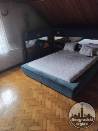 Kuca na prodaju