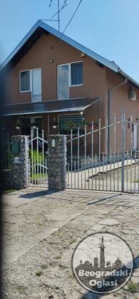Prodajem dve kuce na istom placu Vrsac-Pavlis