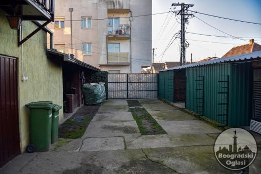 Novi Sad, Salajka, izdajem pečenjaru