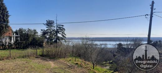 Plac sa pogledom na Dunav-Belegis