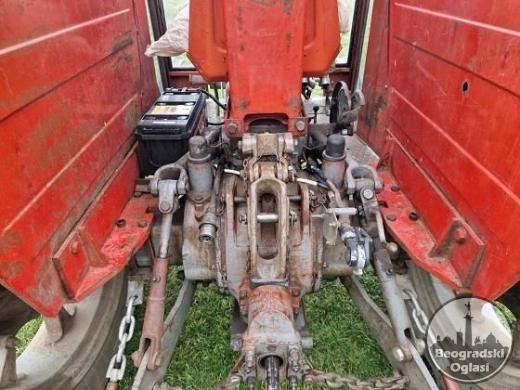 Traktor IMT 560