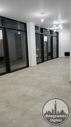 Stan + Lokal Centar Zlatibor