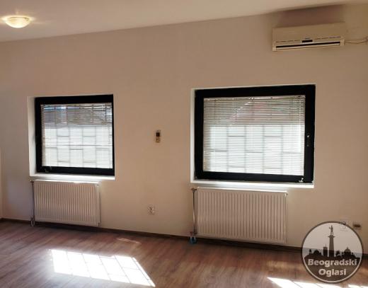 Beograd Banovo brdo 59m2 zamena