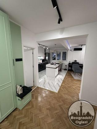 Luksuzan, Smart Home Stan na Odličnoj Lokaciji,Vukov spomenik
