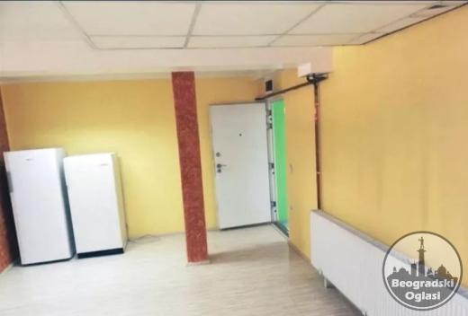 Poslovni prostor 180m2 Beograd-Palilula