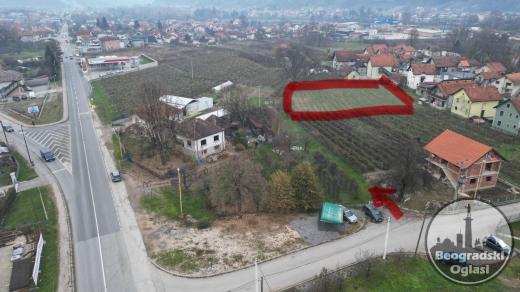 Prodajem tri placa u Arilju