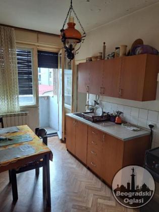Dvosoban stan, 53m2, Branka Krsmanovića, Crveni krst, Zvezdara