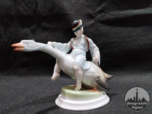 Herendi figura Ludoš Maći
