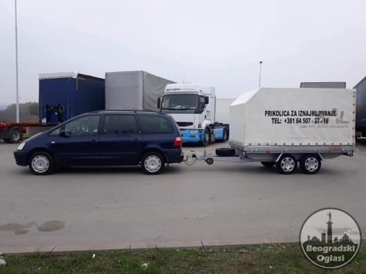 IZNAJMLJIVANJE AUTO PRIKOLICA SA CERADOM