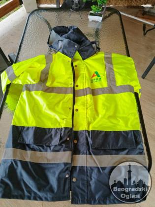 Prodajem 8 zimskih jakni, velicina L i XL.