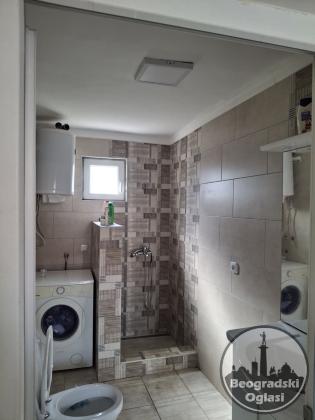 Izdajem stanove za radnike jednosobne,dvosobne,trosobne-Dobanovci