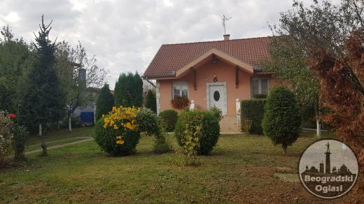 Prodajem kucu u Somboru