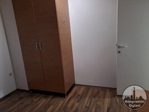Zemun, Nova Galenika, izdajem sobu
